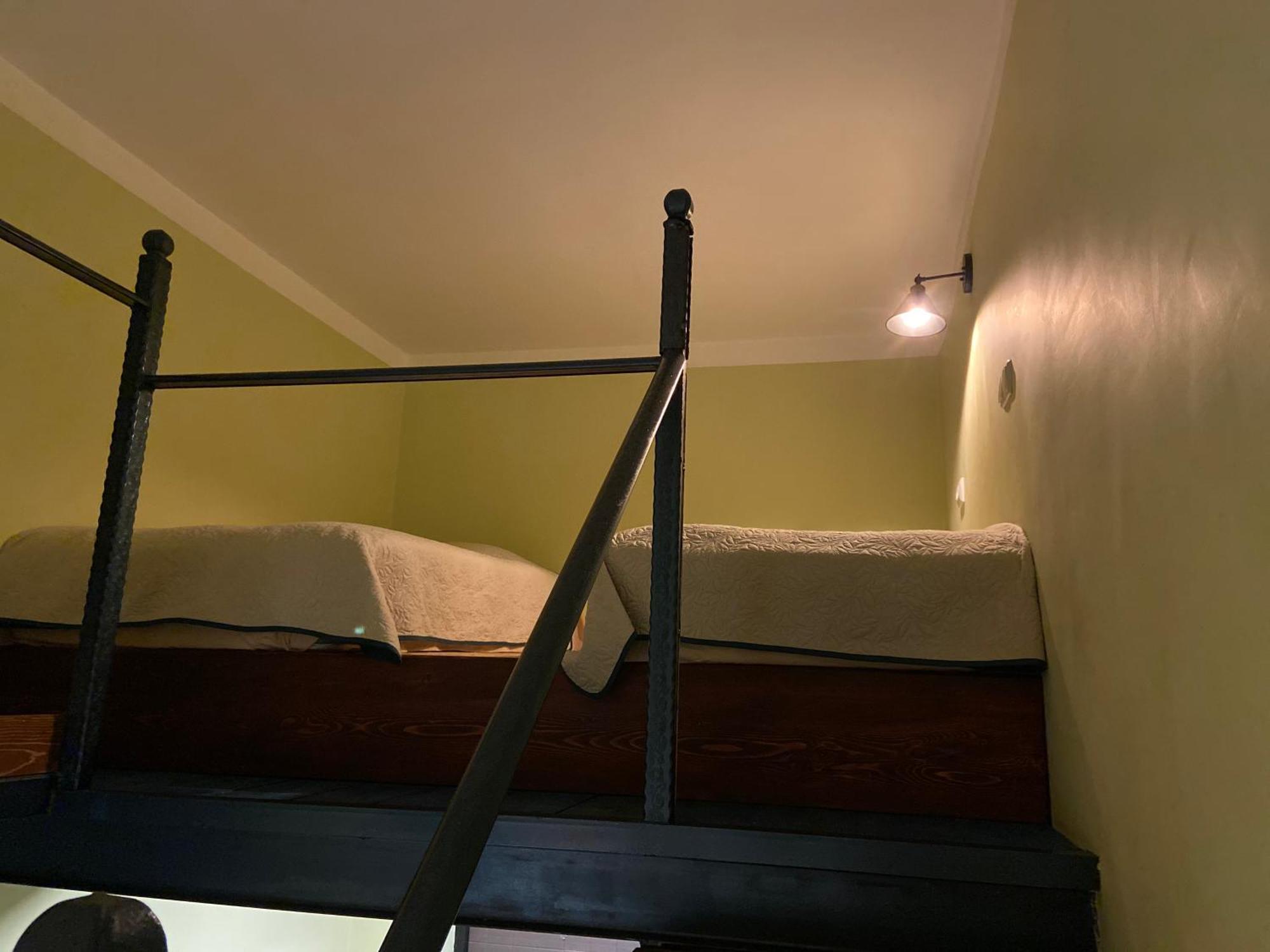 Mia B&B Old Тбилиси Номер фото